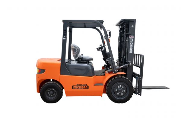 Autoelevador ME30-45T - 10582130N.C