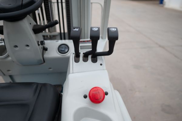 Autoelevador ELECTRIC E15-45 - 10586634N