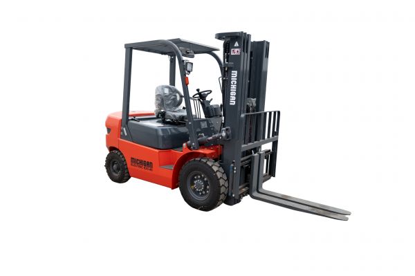 10586710.1N - Autoelevador ELECTRIC E25-45